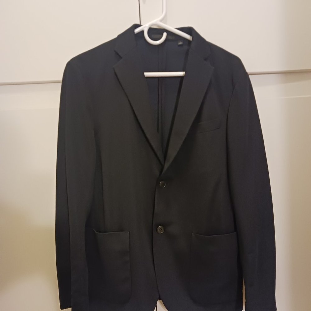 Uniqlo Slim Fit Navy Comfort Jacket
